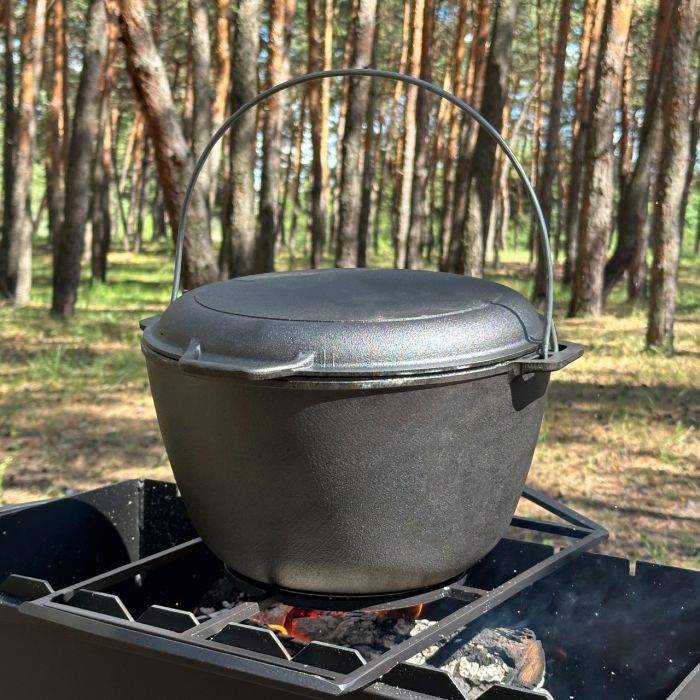 Казан туристический КТ-10КС чугунный с крышкой-сковородой 10л
