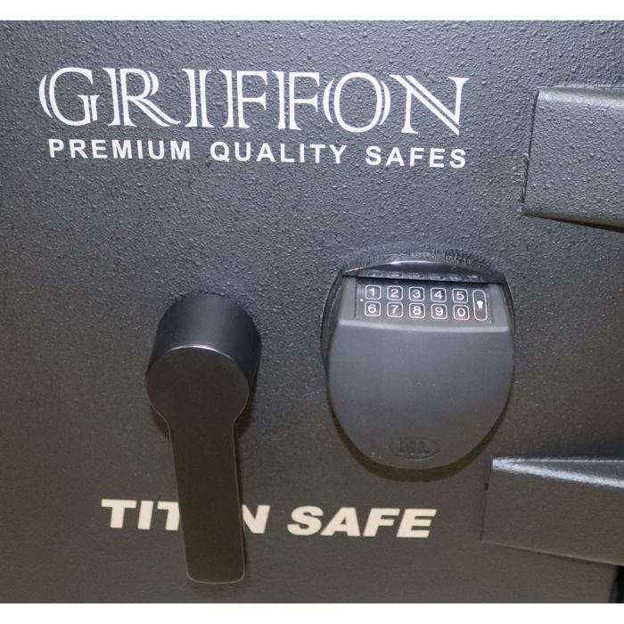 Сейф огневзломостойкий Griffon CL II.50.Е BLACK