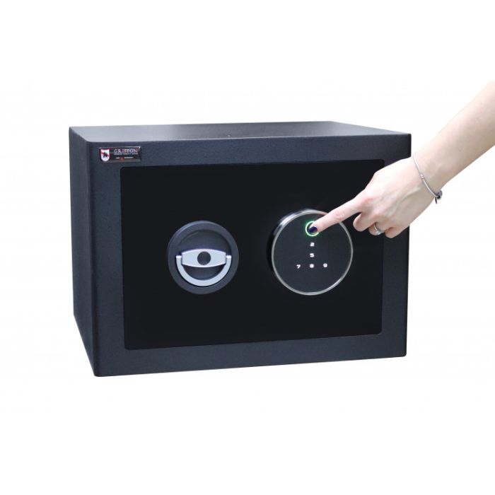 Сейф мебельный Griffon M.30.Fingerprint BLACK