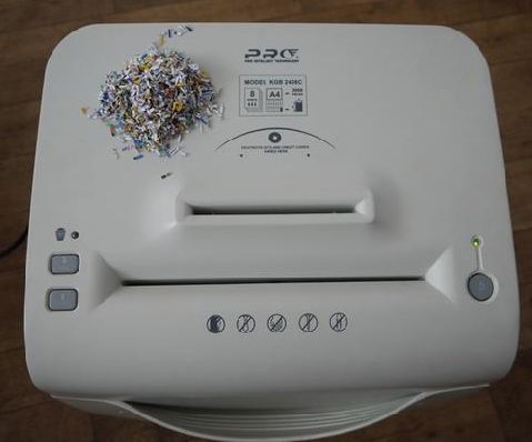 Знищувач документів PRO KGB 2408C +CD